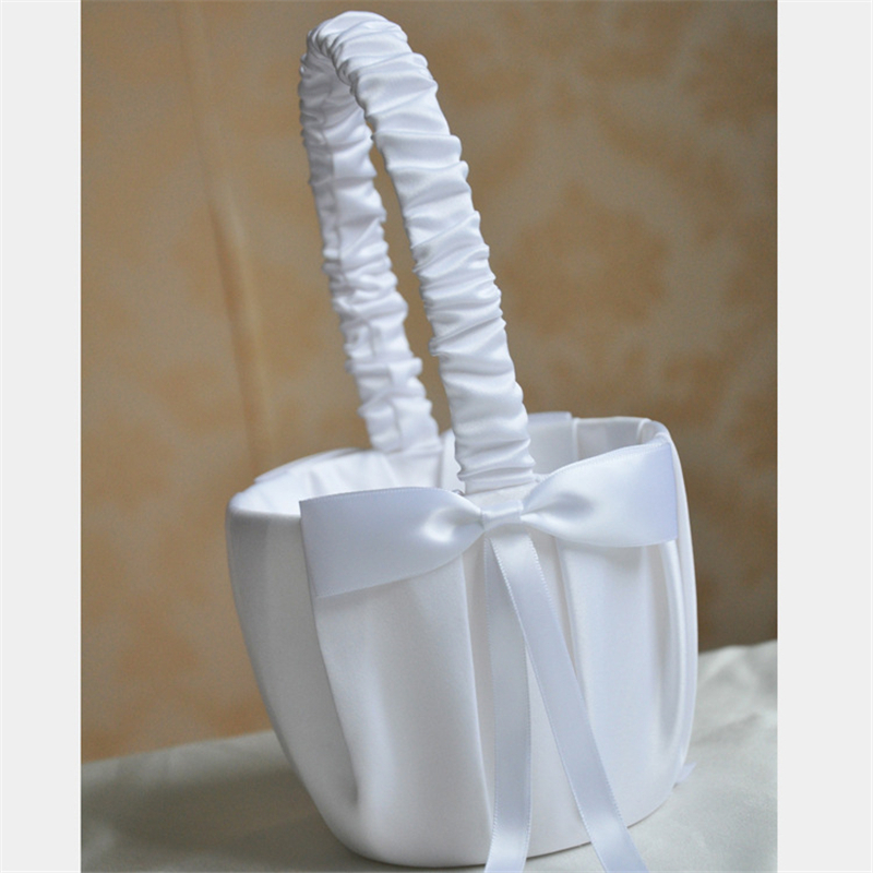 White Flower Girls Basket Pear - Wedding Hampers 리뷰 및 가격