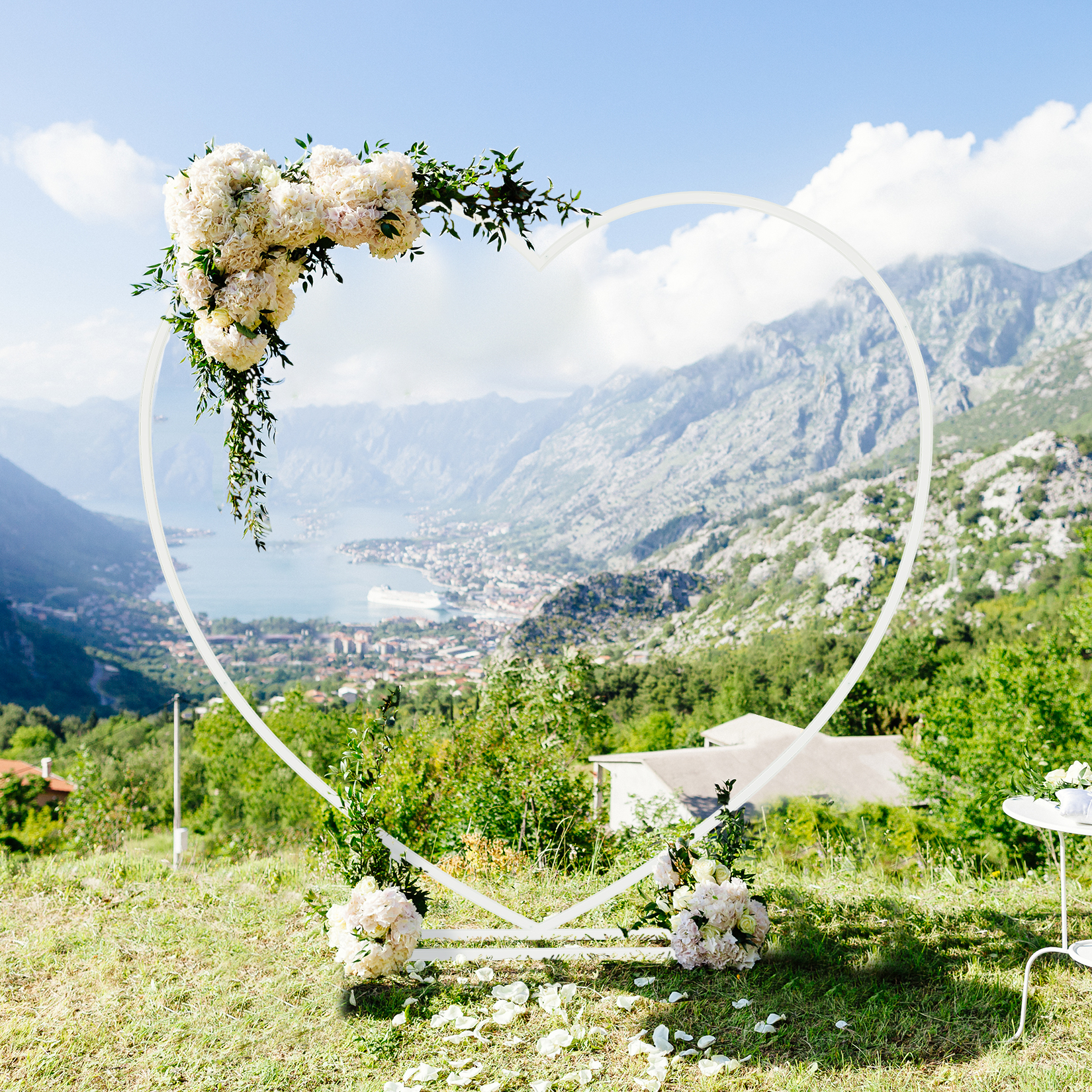 Heart Shaped White Metal Ballo - Wedding Balloon Arch 리뷰 및 가격